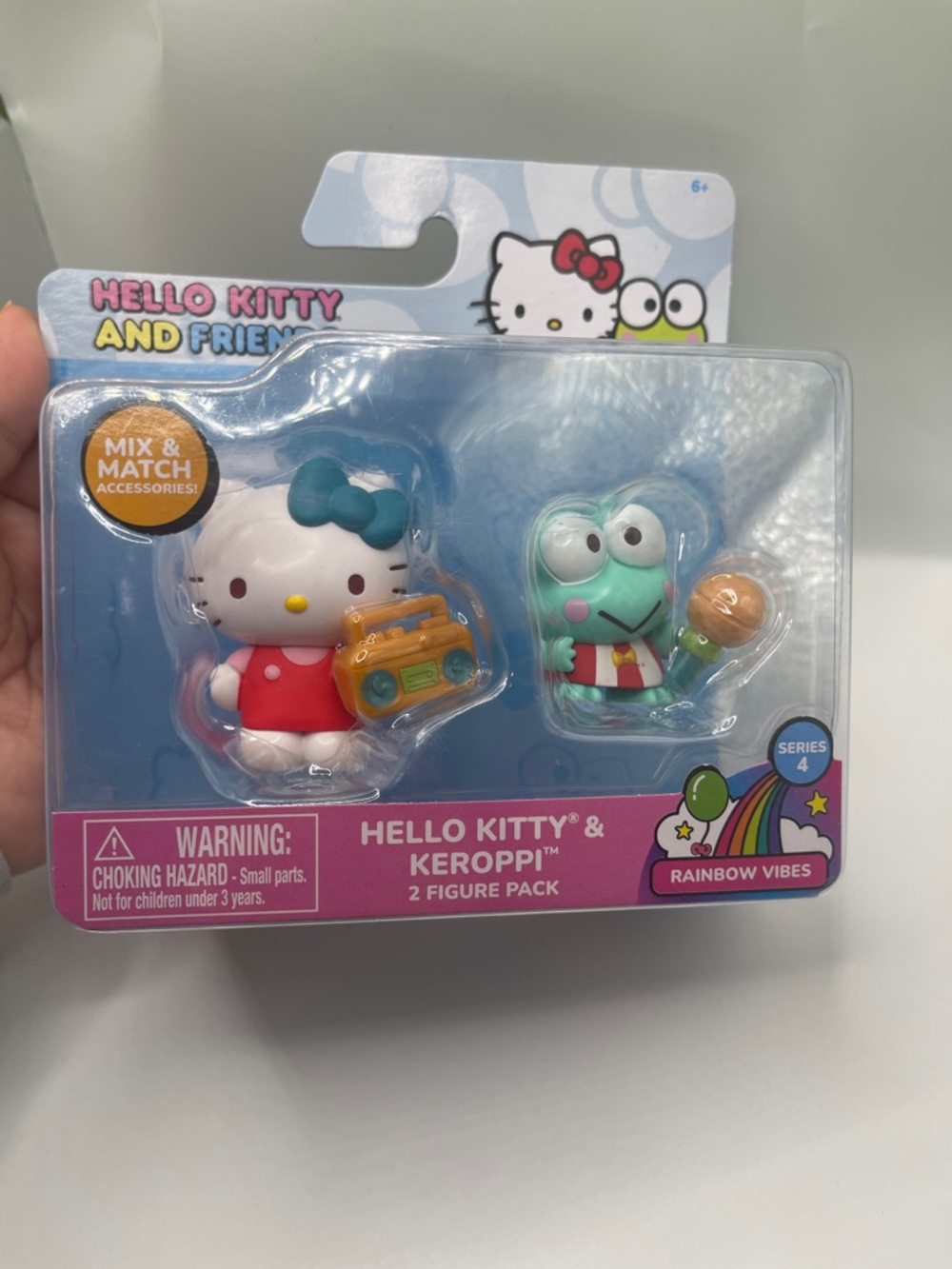 Sanrio Hello Kitty & Keroppi 2-Figure Pack - White, Red, Teal, Green - Picture 7 of 9